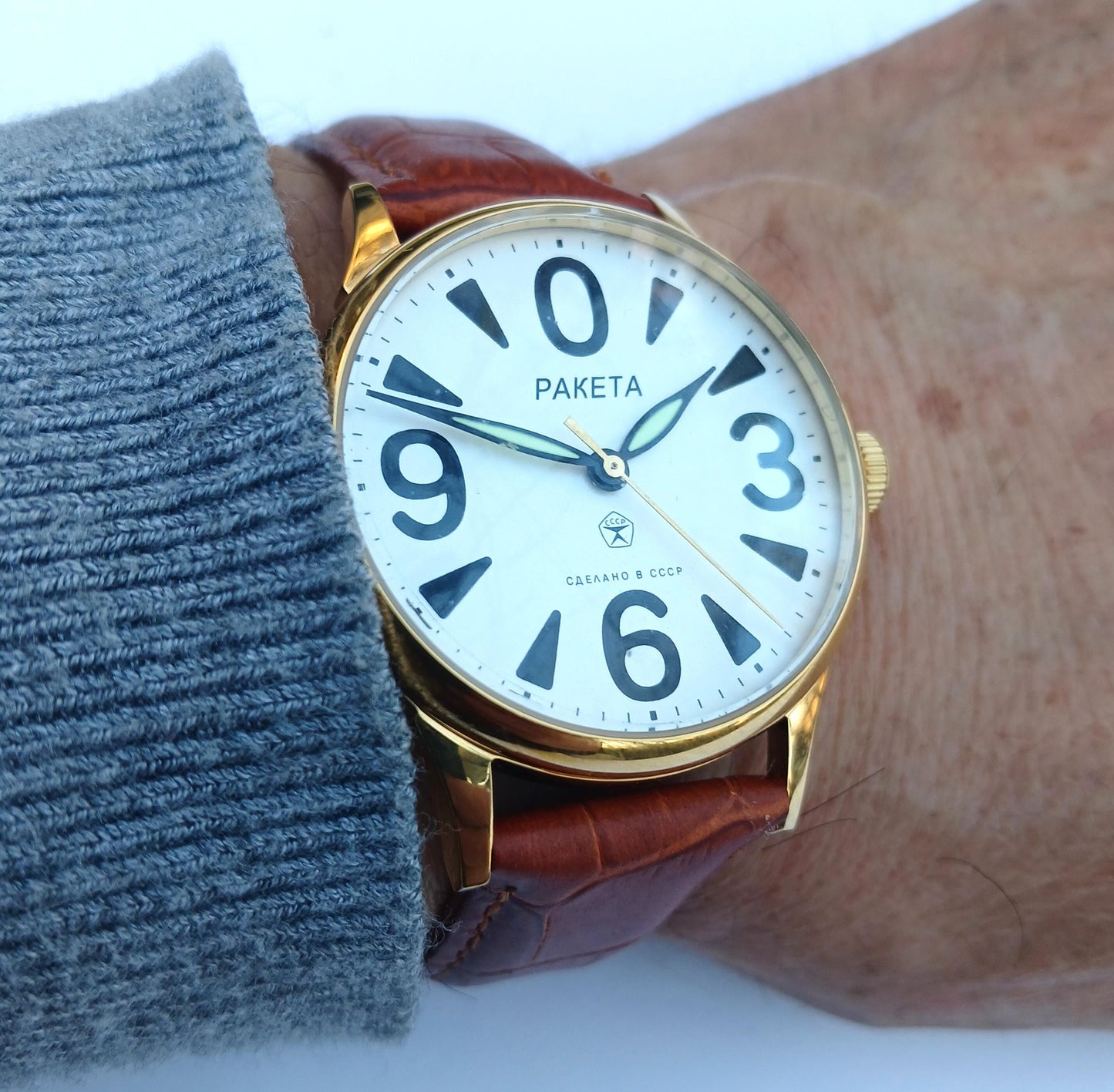 Zero watch 'Raketa', Soviet watch , Moon Sun watch