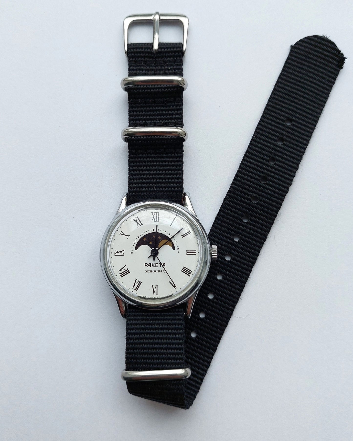 Moon calendar watch , Soviet watch , Vintage Watch , moon watch , moon calendar