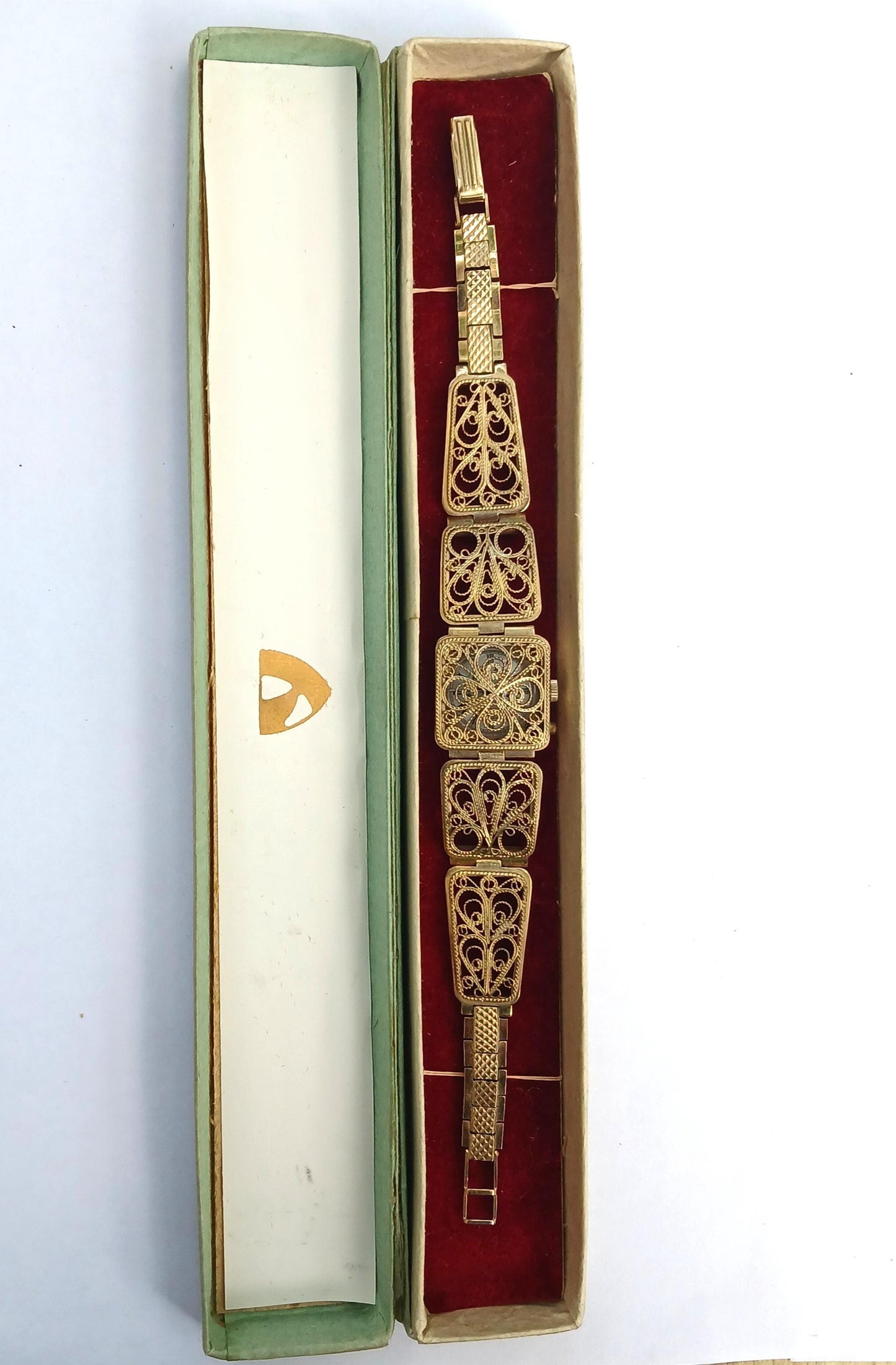 Soviet watch "Chaika" with beautiful bracelet , Vintage Watch ,Womens watch ,gold watch , Mechanical watch