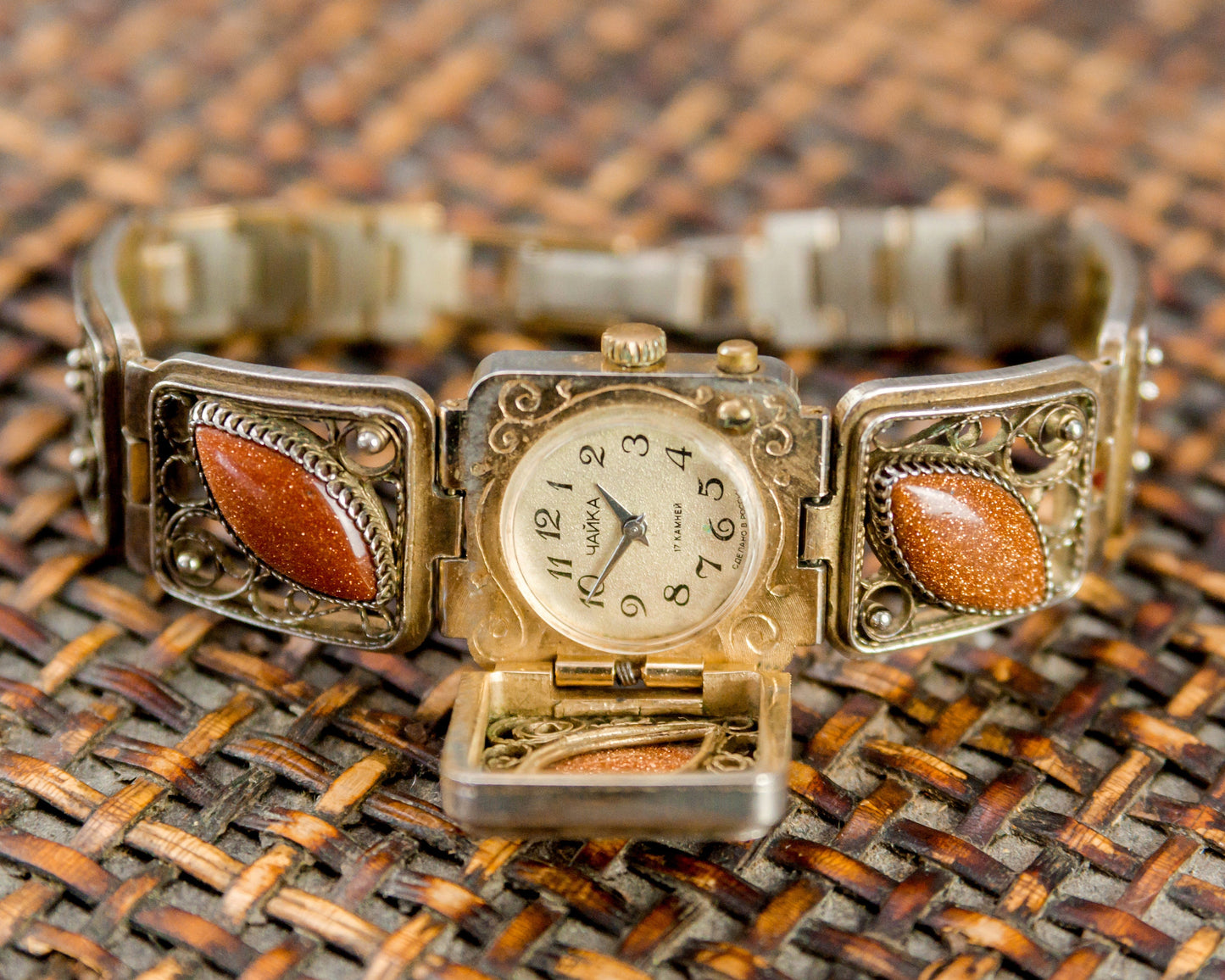 Soviet watch "Chaika" with cat's eye bracelet, Vintage Watch ,Ukraine watch ,Womens watch , Mechanical watch