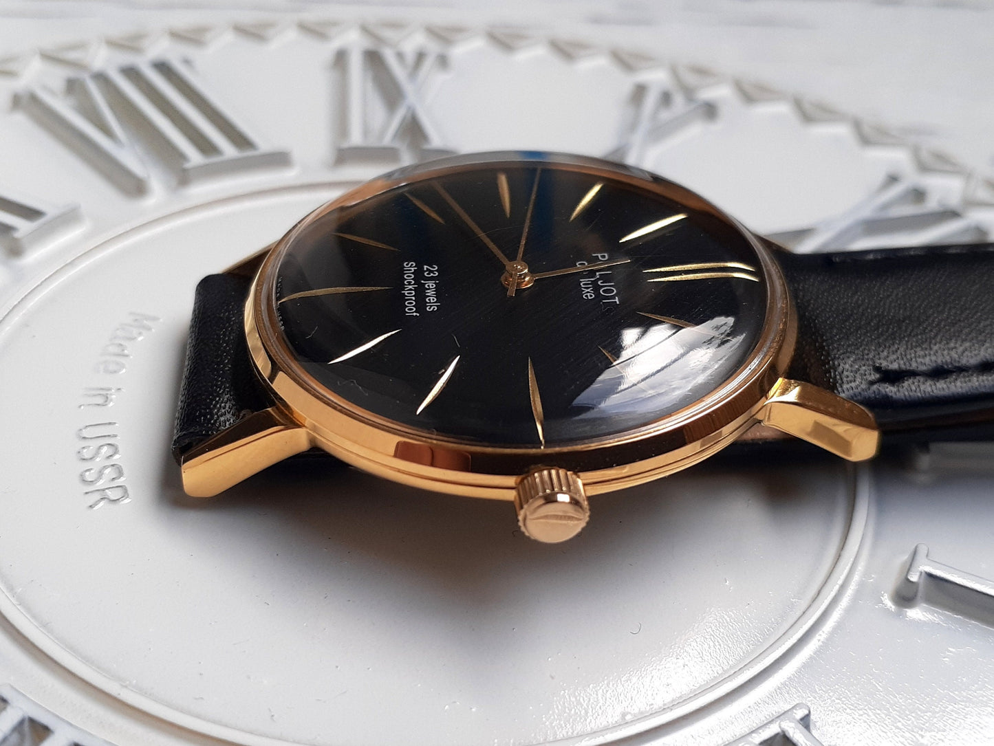 Soviet watch - "Poljot De Luxe" - Slim Watch 8mm thickness