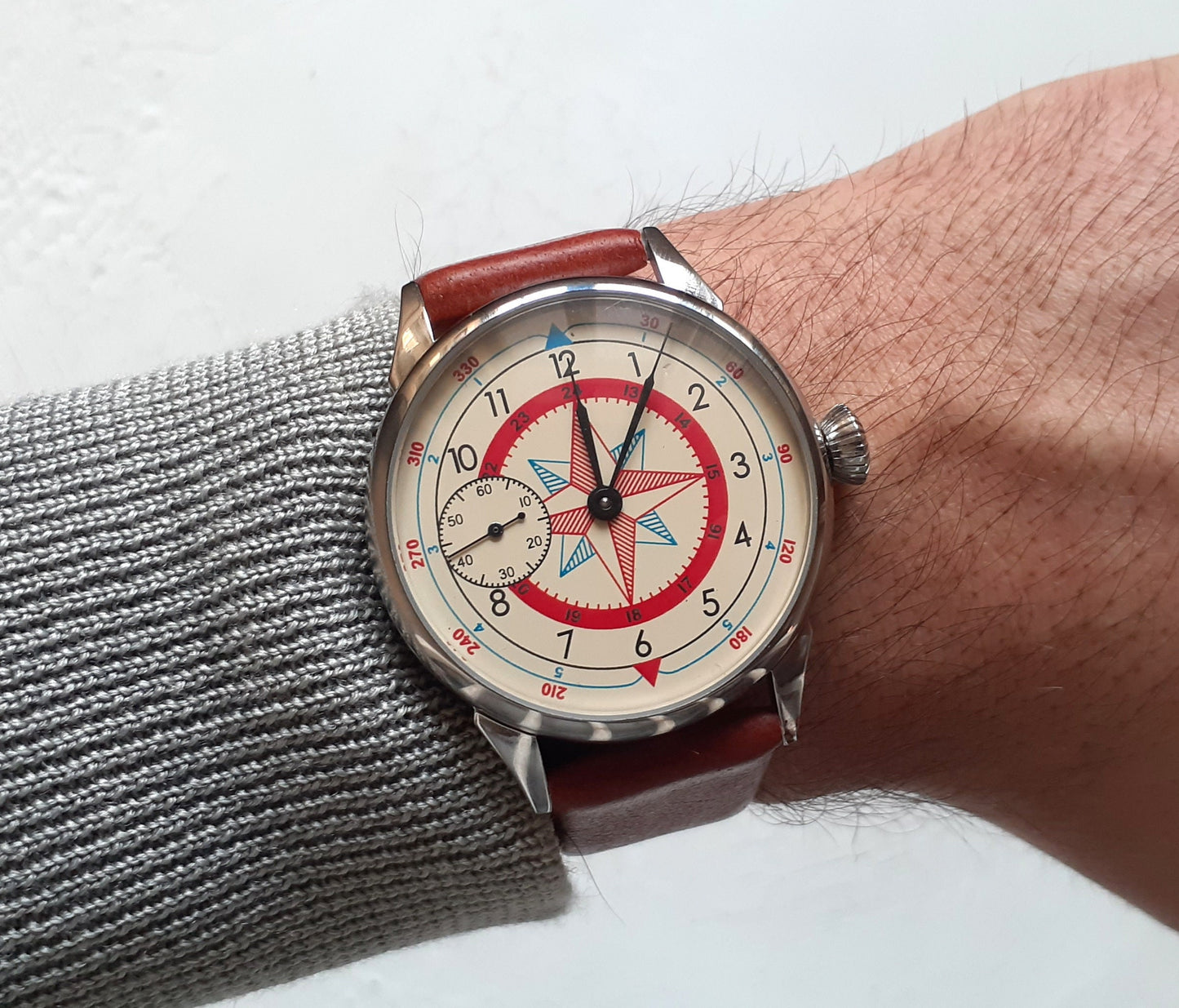 Soviet watch "Molnija"- "Wind Rose"