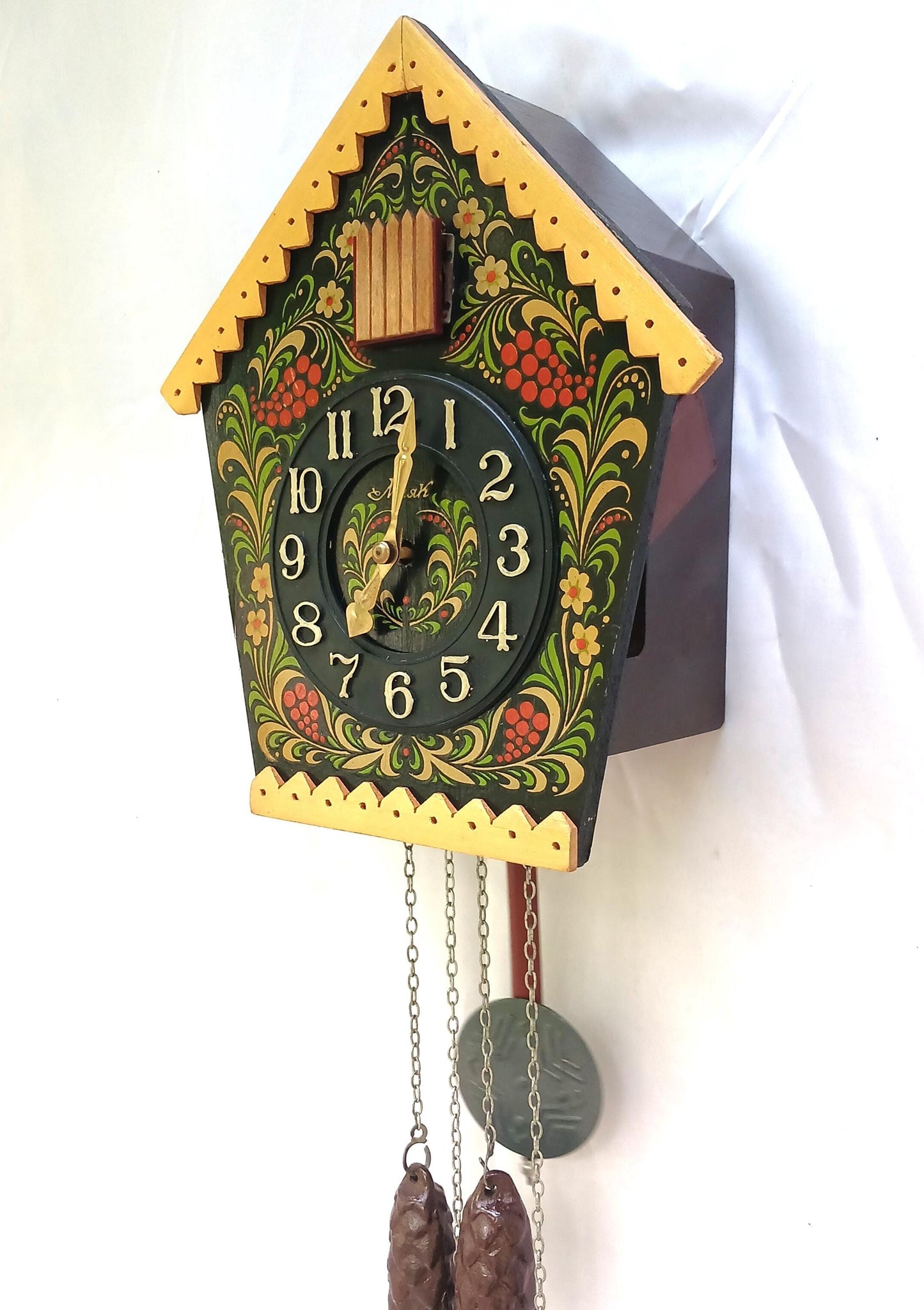 Vintage Cuckoo Clock , Soviet clock, Alarm clock with cuckoo