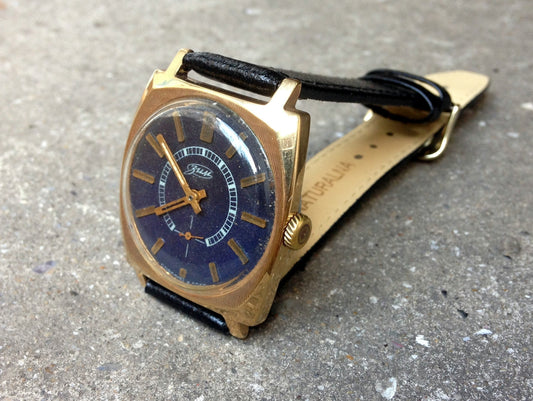 Soviet watch "Pobeda", Ukraine watch, Vintage Watch ,Mens watch, classic watch, Watch Men, boyfriends watch ,Gold Watch