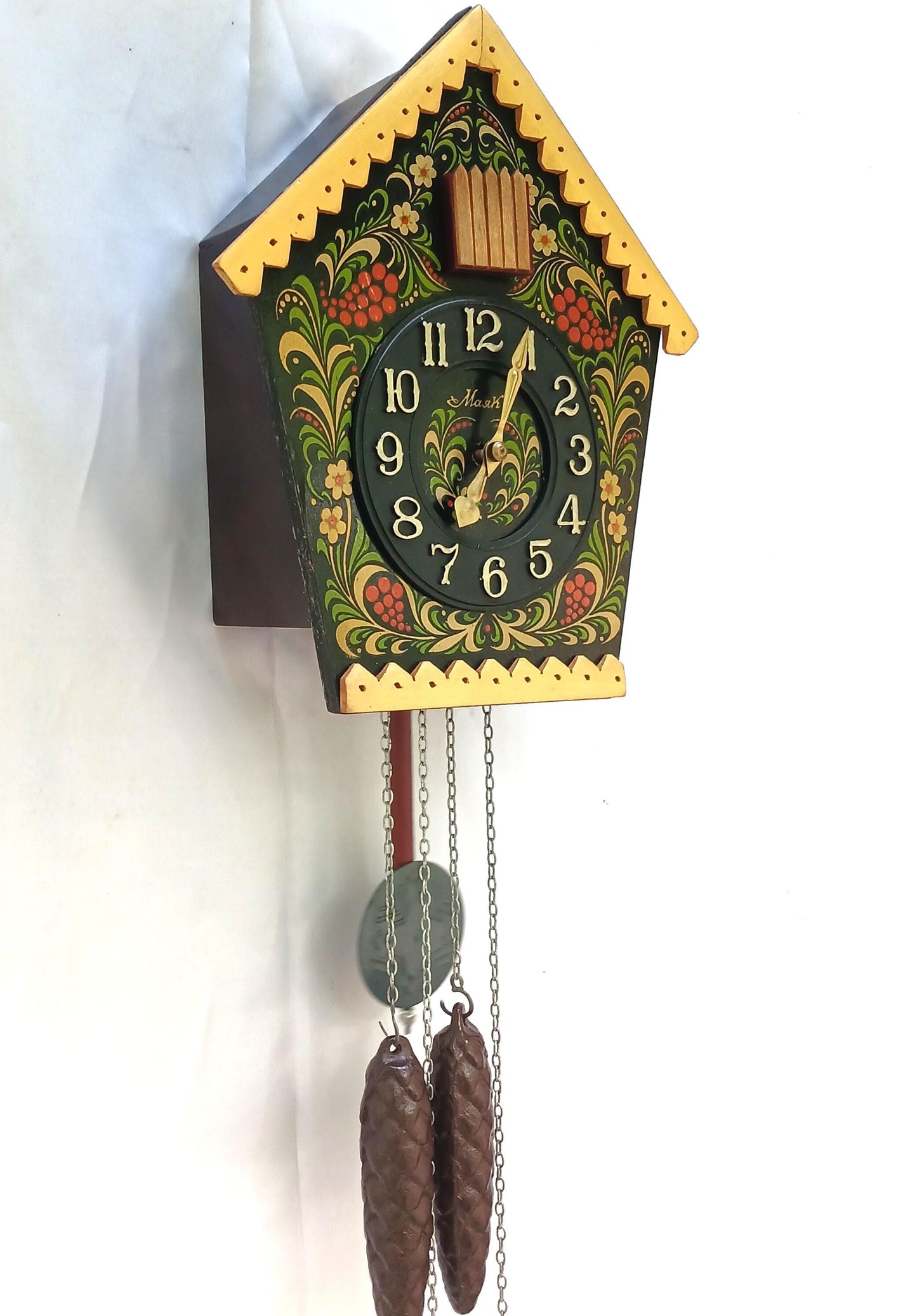 Vintage Cuckoo Clock , Soviet clock, Alarm clock with cuckoo