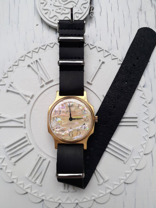 Soviet watch "Pobeda", Pearl Watch , Nacre watch , Ukraine watch, Vintage Watch ,Mens watch
