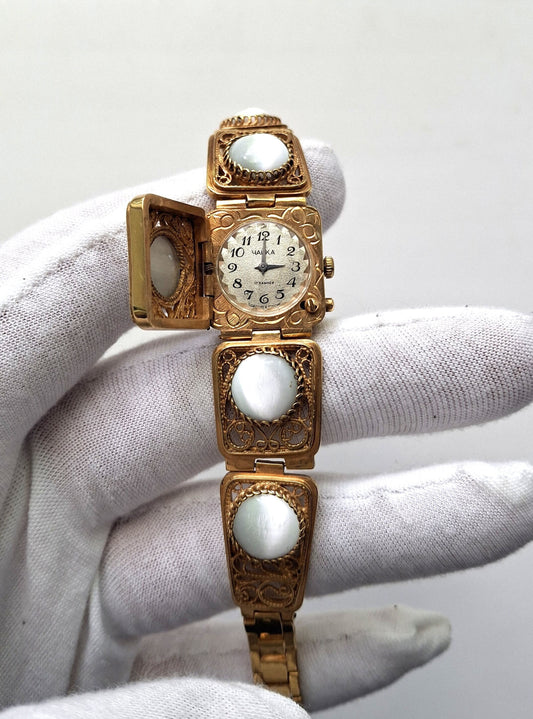 Soviet watch "Chaika" with moon stones, Vintage Watch ,Ukraine watch ,Womens watch ,gold watch , Mechanical watch, Christmas Gift WATCH