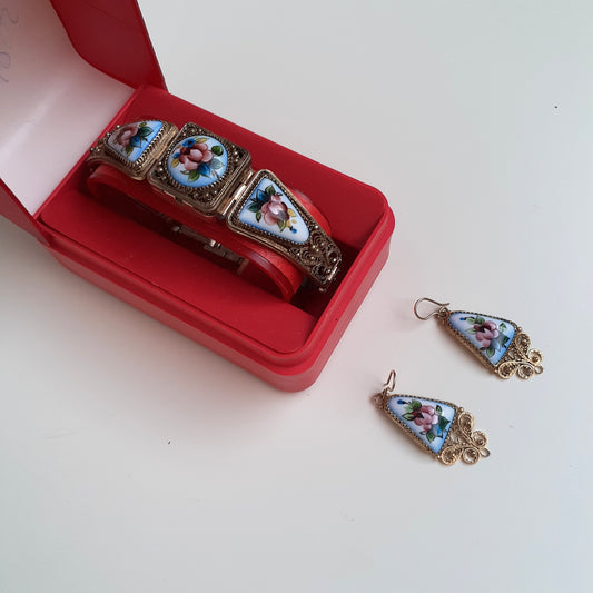 Soviet watch "Chaika" with earrings , Vintage Watch ,Ukraine watch ,Womens watch ,gold watch , Mechanical watch
