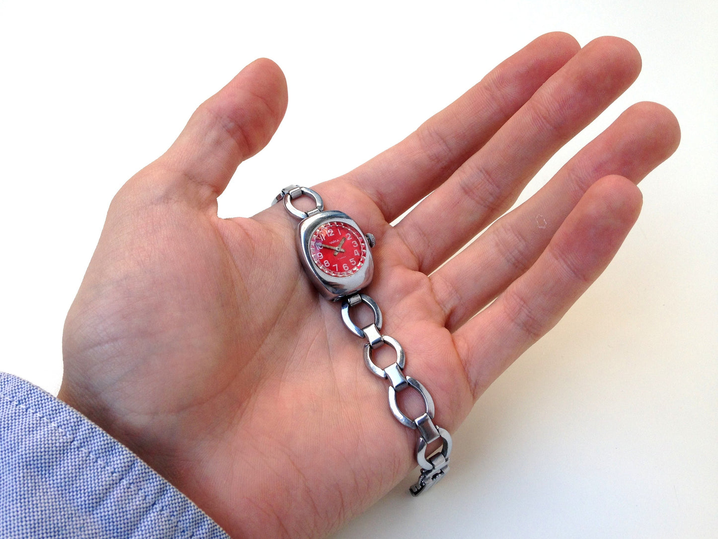 Soviet watch "Chaika", Russian watch ,Vintage Watch,  Mechanical watch ,ladies watch   red watch