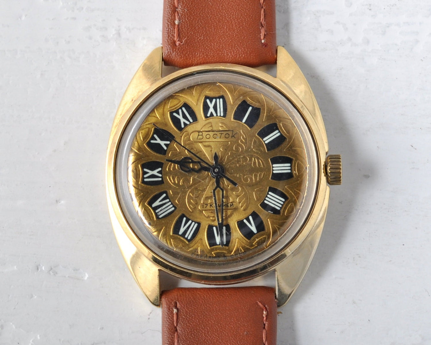 Soviet watch "Vostok", Vintage Watch, gold plated watch ,Mens watch, Mechanical watch, Unisex watch ,  gents watch, Yellow watch