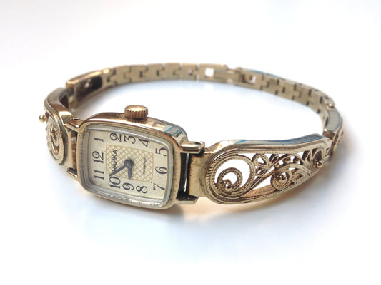 Soviet watch "Chaika" with beautiful bracelet , Vintage Watch ,Womens watch ,gold watch , Mechanical watch